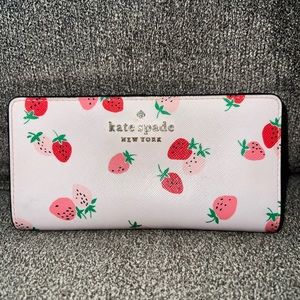 KATE SPADE STRAWBERRY WALLET!